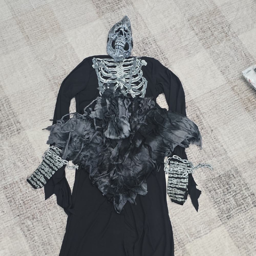 Skeleton Halloween Costume with Mask